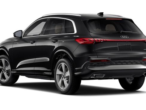 Certified 2025 Audi Q5 Premium Plus w/ Premium Plus AWD/4WD image 2