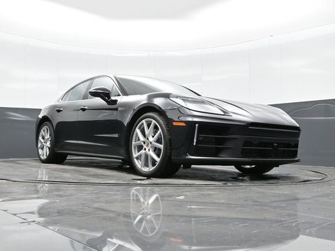 New 2025 Porsche Panamera image 40