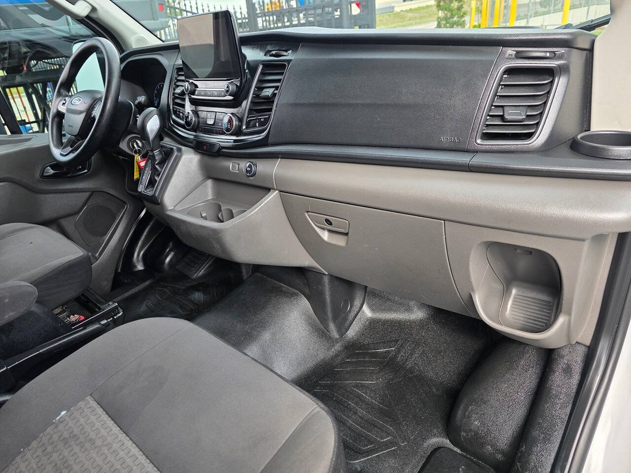 Used 2020 Ford Transit 250 Medium Roof RWD image 18