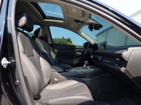 Certified 2025 Honda Accord Touring image 12