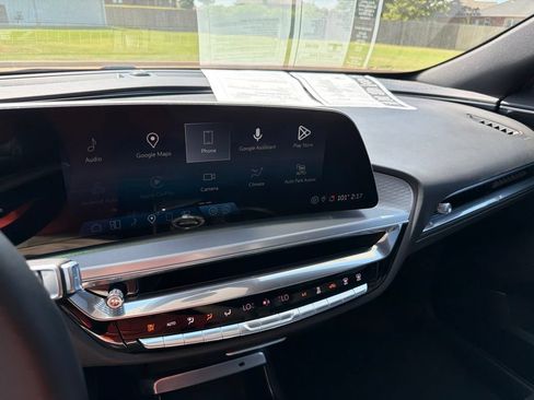 Used 2024 Cadillac Lyriq Luxury RWD image 20