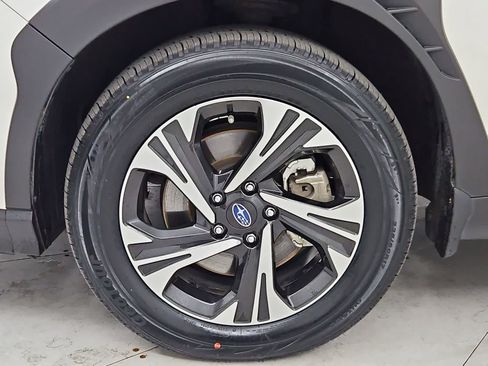 Used 2024 Subaru Crosstrek 2.0i Premium AWD/4WD image 13
