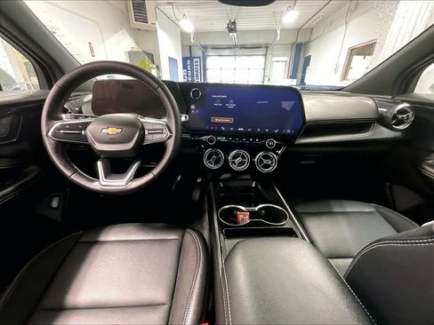 Used 2024 Chevrolet Blazer EV LT AWD/4WD image 21