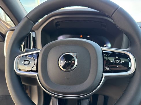New 2026 Volvo XC60 B5 Plus w/ Protection Package Premier image 25
