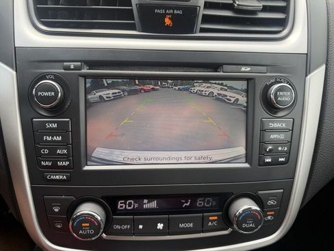 Used 2016 Nissan Altima 2.5 SL w/ 2.5 Technology w/LED Package FWD image 29
