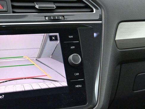Used 2019 Volkswagen Tiguan SEL FWD image 27