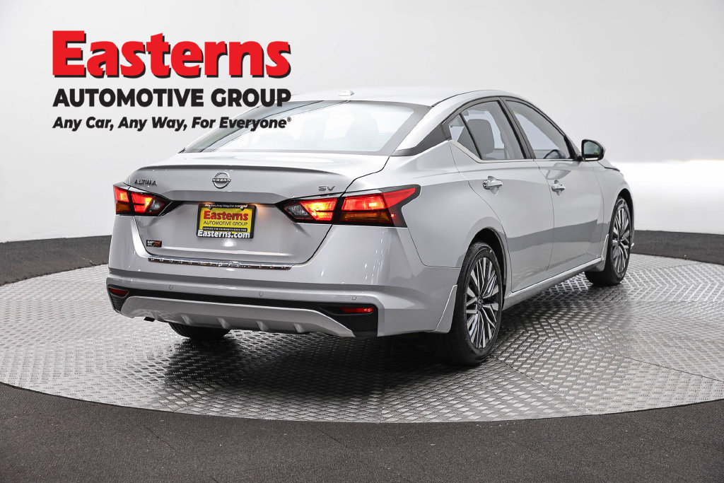 Used 2023 Nissan Altima 2.5 SV FWD image 6