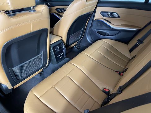 Used 2021 BMW 330i xDrive Sedan w/ Convenience Package image 15