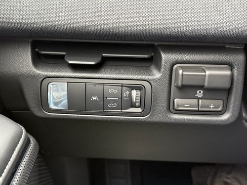 New 2026 GMC Sierra EV Elevation AWD/4WD image 28