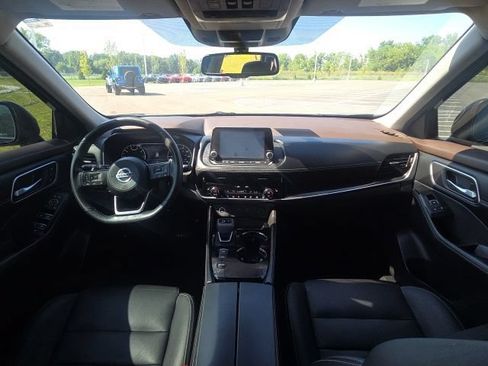 Used 2021 Nissan Rogue SL FWD image 19