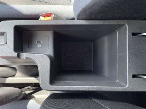 Certified 2025 Nissan Versa SV w/ Trunk Package image 21