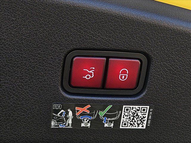 Used 2025 Mercedes-Benz CLE 53 AMG 4MATIC Coupe image 21
