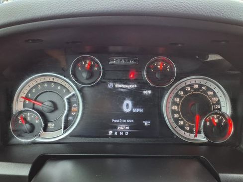 Used 2019 RAM 1500 Classic Warlock AWD/4WD image 33