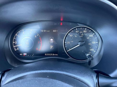 Used 2024 Nissan Kicks SV image 26