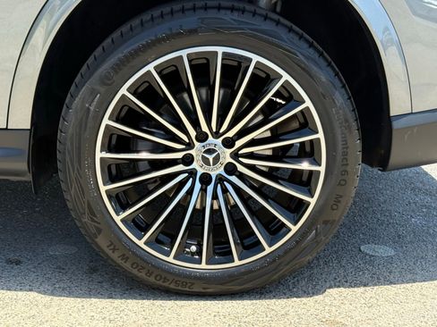 Used 2023 Mercedes-Benz GLC 300 image 19