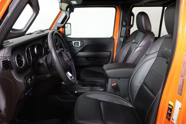 Used 2023 Jeep Wrangler Unlimited Sahara AWD/4WD image 14