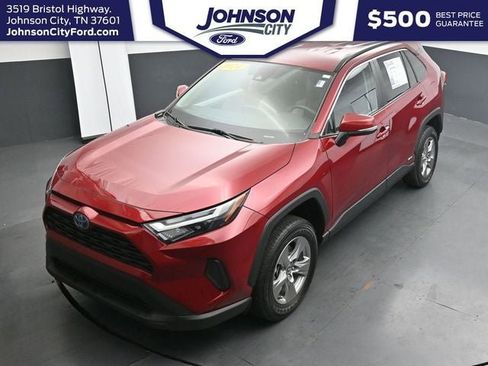 Used 2024 Toyota RAV4 XLE AWD/4WD image 21