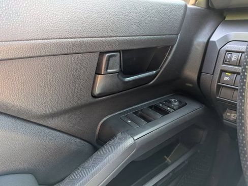 Certified 2024 Toyota Tacoma SR AWD/4WD image 27