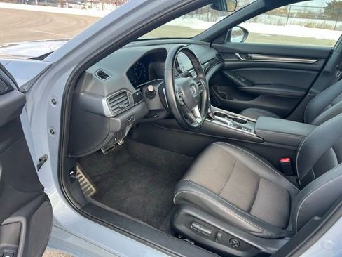 Used 2022 Honda Accord Sport image 11