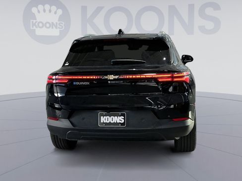 New 2026 Chevrolet Equinox EV LT image 15