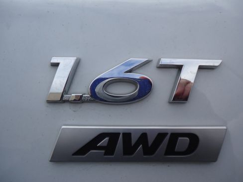 Used 2020 Hyundai Kona Limited image 10