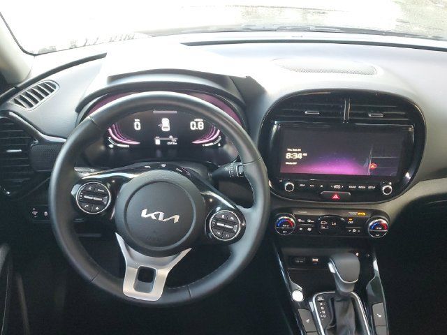 Used 2023 Kia Soul EX FWD image 13