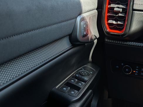 Certified 2025 Ford Ranger Raptor AWD/4WD image 31