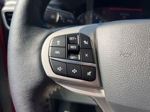 Certified 2023 Ford Explorer Limited w/ Equipment Group 301A image 10