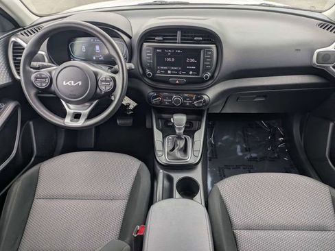 Used 2024 Kia Soul LX w/ Option Group 015 image 14