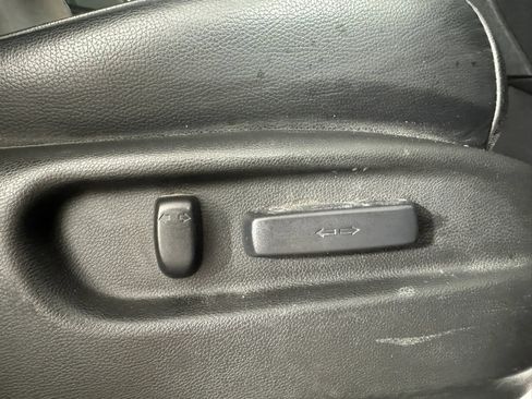 Used 2018 Honda Pilot Touring image 36