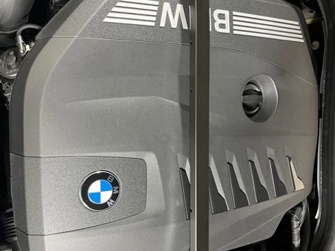 New 2026 BMW 740i xDrive image 25