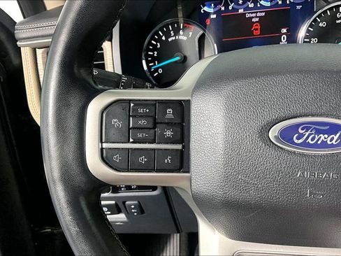 Used 2024 Ford Expedition Limited RWD image 18