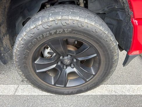 Used 2020 RAM 1500 Big Horn AWD/4WD image 12