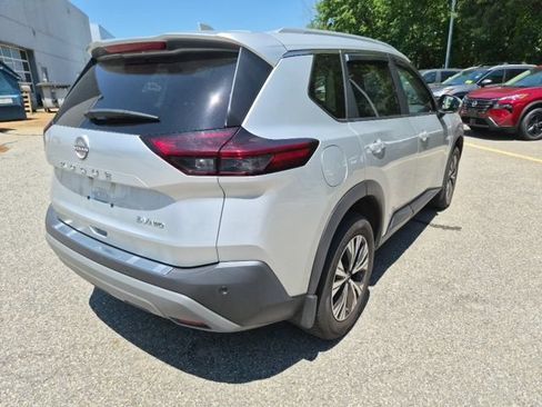 Used 2023 Nissan Rogue SV w/ SV Premium B Package AWD/4WD image 9