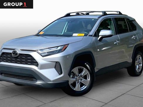 Used 2023 Toyota RAV4 XLE w/ Convenience Package FWD image 1