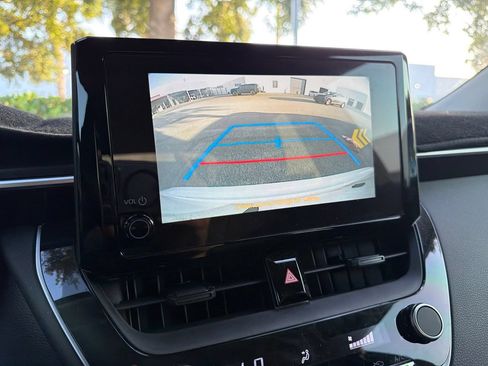 Used 2026 Toyota Corolla LE FWD image 7