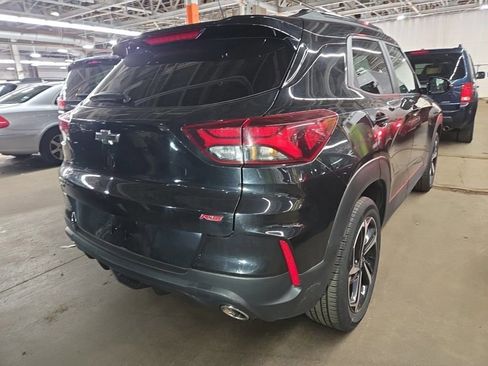 Used 2023 Chevrolet TrailBlazer RS w/ Sun and Liftgate Package AWD/4WD image 5