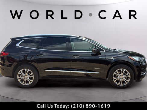 Used 2020 Buick Enclave Avenir w/ Avenir Technology Package FWD image 3