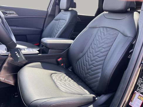 New 2026 Kia Sportage X-Line AWD/4WD image 22