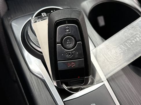 Used 2022 Ford Escape SE w/ Convenience Package image 22