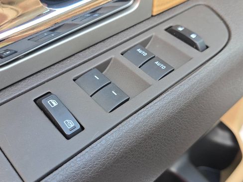 Used 2011 Ford F150 Lariat w/ Lariat Plus Pkg image 27