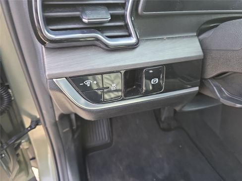 Used 2023 Kia Sportage X-Line image 18