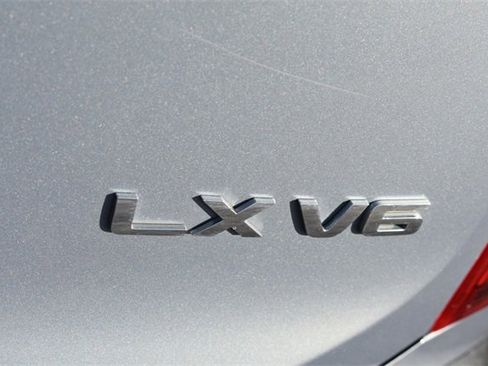 Used 2020 Kia Telluride LX image 15