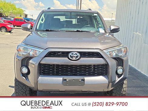Used 2019 Toyota 4Runner SR5 Premium AWD/4WD image 2