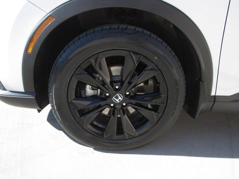 Used 2023 Honda CR-V Sport Touring image 4