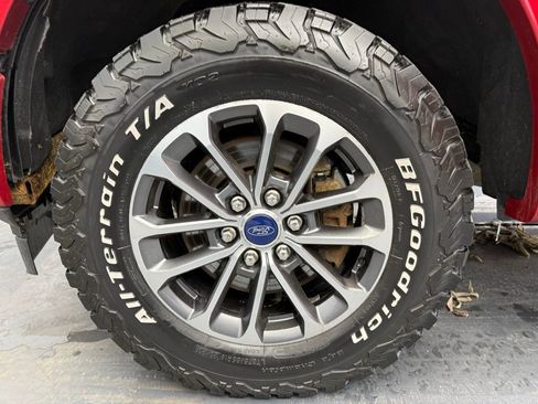 Used 2020 Ford F150 XLT w/ Equipment Group 302A Luxury AWD/4WD image 34