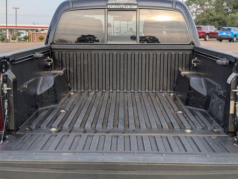 Used 2021 Toyota Tacoma SR image 11