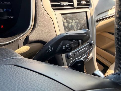 Used 2016 Ford Fusion SE w/ Equipment Group 202A FWD image 17