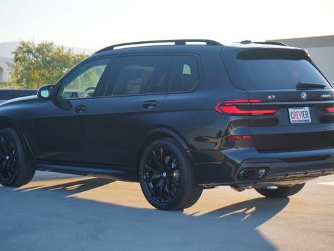 New 2026 BMW X7 M60i image 7