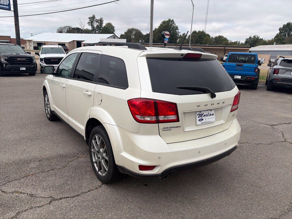 Used 2017 Dodge Journey GT w/ Driver Convenience Group AWD/4WD image 4